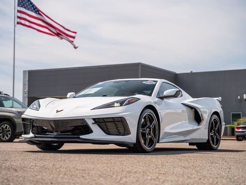 Used 2025 Chevrolet Corvette Stingray Preferred Cpe w/ Z51 Performance Package image 10