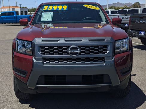 Used 2025 Nissan Frontier SV w/ Tow Package RWD image 6