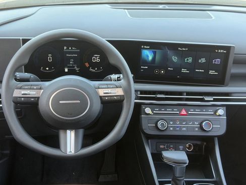 New 2026 Hyundai Tucson SE image 11