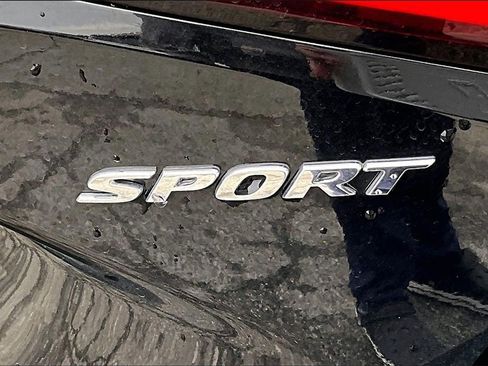 Used 2023 Honda Civic Sport image 24