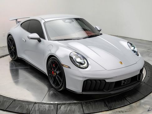 Used 2026 Porsche 911 Carrera GTS RWD image 29