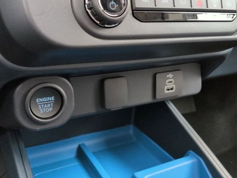 New 2025 Ford Maverick XLT w/ XLT Luxury Package image 33