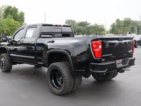 Certified 2024 Chevrolet Silverado 3500 High Country w/ High Country Premium Package AWD/4WD image 7