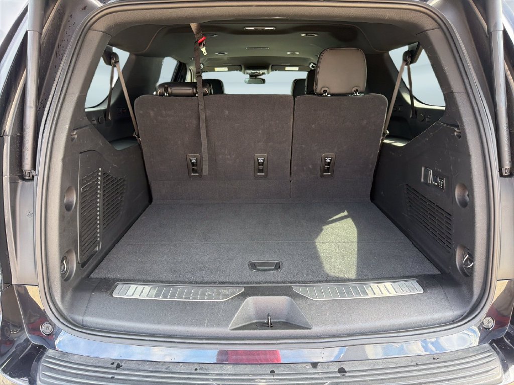 Certified 2026 Chevrolet Suburban Premier AWD/4WD image 23
