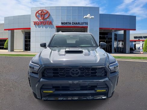 Used 2025 Toyota 4Runner TRD Sport image 3