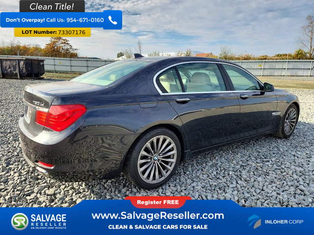 Used 2011 BMW 750Li RWD image 4