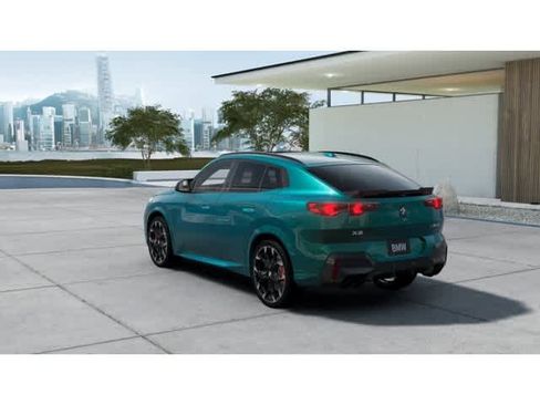 New 2026 BMW X2 M35i image 2