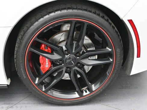 Used 2014 Chevrolet Corvette Stingray Coupe image 30