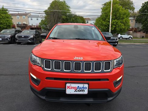 Used 2020 Jeep Compass Sport w/ Cold Weather Group FWD image 9