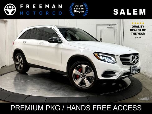 Used 2018 Mercedes-Benz GLC 300 4MATIC image 1