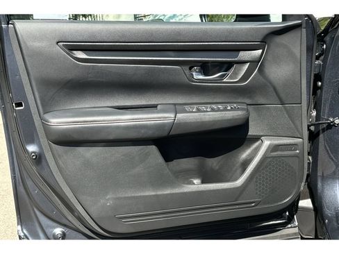 Used 2026 Honda CR-V Sport image 11