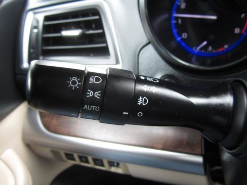 Used 2015 Subaru Outback 3.6R Limited image 30