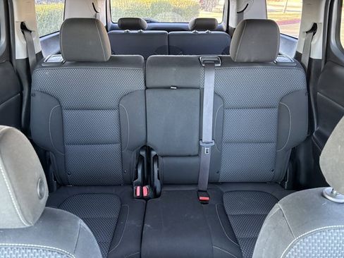 Used 2021 GMC Acadia SLE w/ Driver Convenience Package image 28