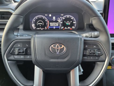 New 2026 Toyota 4Runner TRD Off-Road Premium AWD/4WD image 24