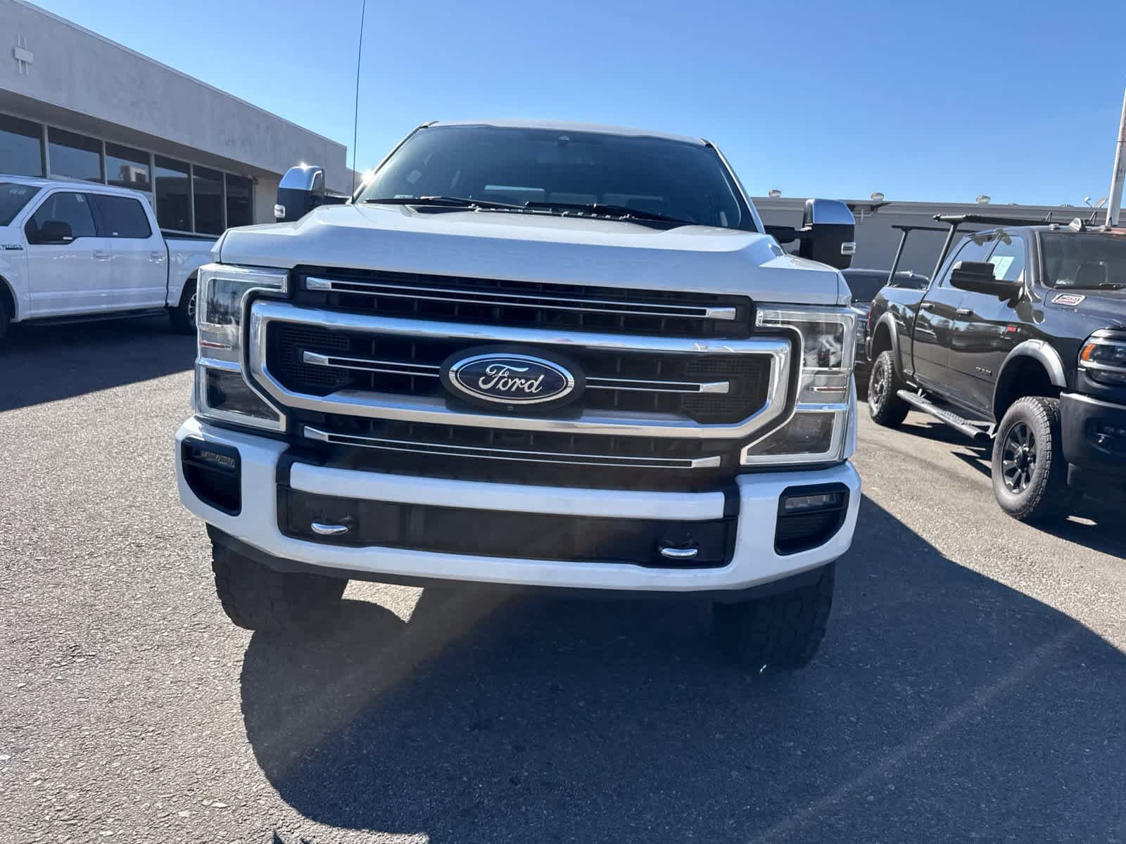 Used 2020 Ford F250 Platinum w/ Tremor Off-Road Package AWD/4WD image 4
