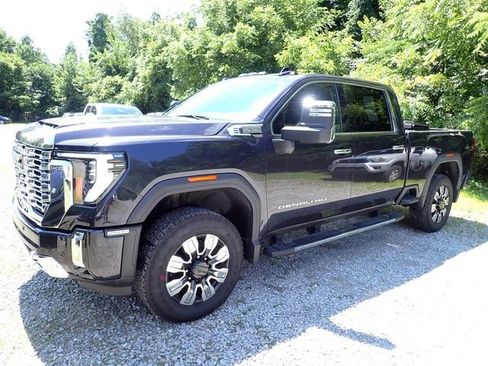 Used 2025 GMC Sierra 2500 Denali w/ LPO, GMC Protection Package AWD/4WD image 7