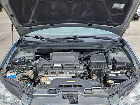 Used 2010 Hyundai Elantra GLS FWD image 26