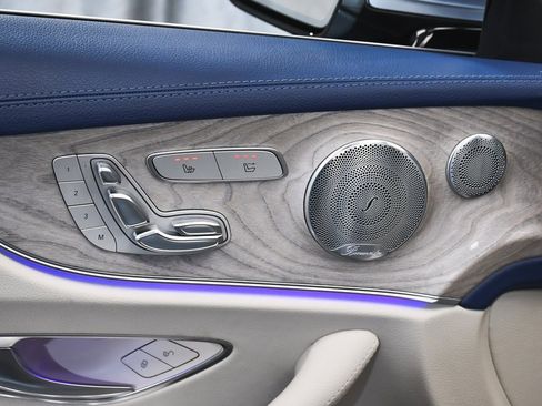 Used 2019 Mercedes-Benz E 450 4MATIC Cabriolet image 12