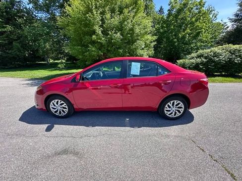 Used 2019 Toyota Corolla LE FWD image 6