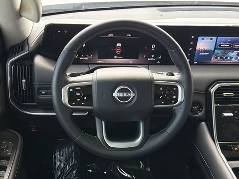 Used 2025 Nissan Armada SV AWD/4WD image 23