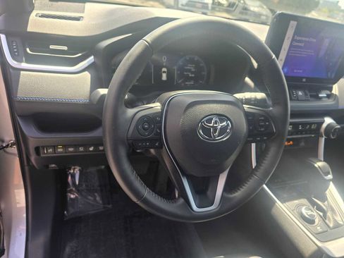 Used 2023 Toyota RAV4 XSE AWD/4WD image 26