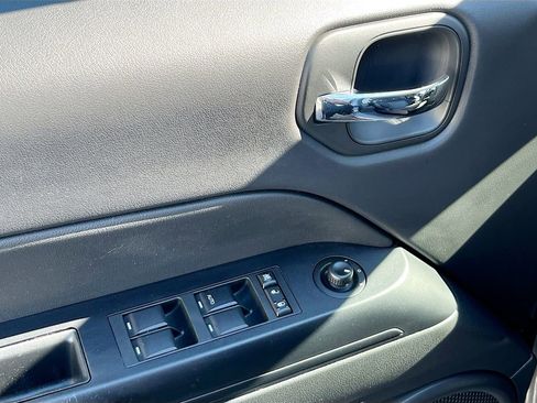 Used 2017 Jeep Patriot Sport w/ Power Value Group image 11