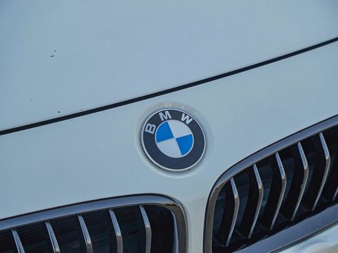 Used 2018 BMW 330i Sedan image 6