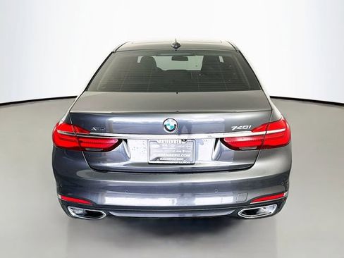 Used 2019 BMW 740i xDrive AWD/4WD image 6