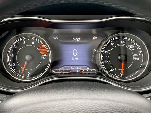 Used 2019 Jeep Cherokee Limited AWD/4WD image 29