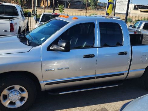 Used 2003 Dodge Ram 2500 Truck SLT image 11