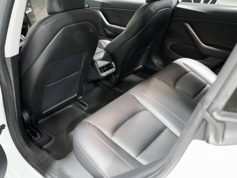 Used 2018 Tesla Model 3 Long Range image 21