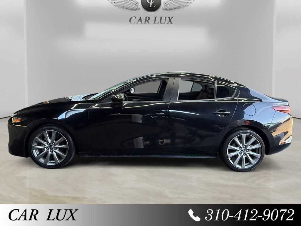 Used 2019 MAZDA MAZDA3 Sedan w/ Select Package FWD image 2