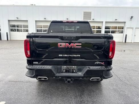 Used 2023 GMC Sierra 1500 AT4 w/ AT4 Premium Package AWD/4WD image 3