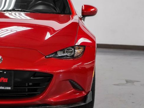 Used 2017 MAZDA MX-5 Miata RF Grand Touring image 40