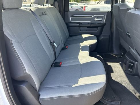 Used 2023 RAM 2500 Big Horn w/ Level 1 Equipment Group image 26