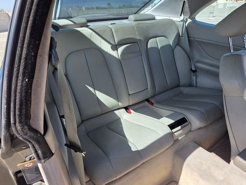 Used 2001 Mercedes-Benz CLK 430 Coupe image 21