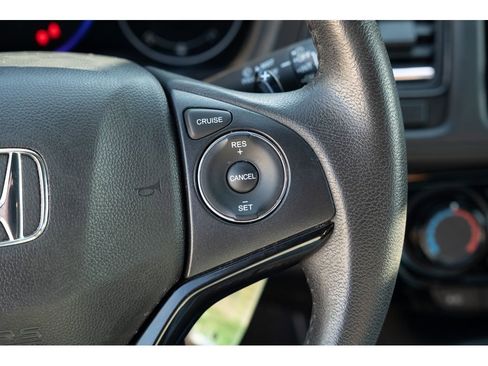 Used 2020 Honda HR-V Sport image 12