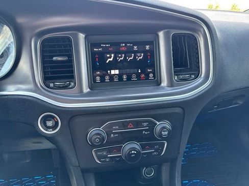 Used 2021 Dodge Charger SXT w/ Blacktop Package RWD image 10