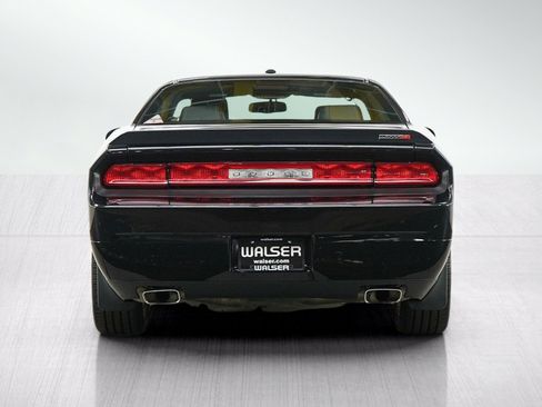 Used 2009 Dodge Challenger SRT8 w/ SRT Option Group II RWD image 4