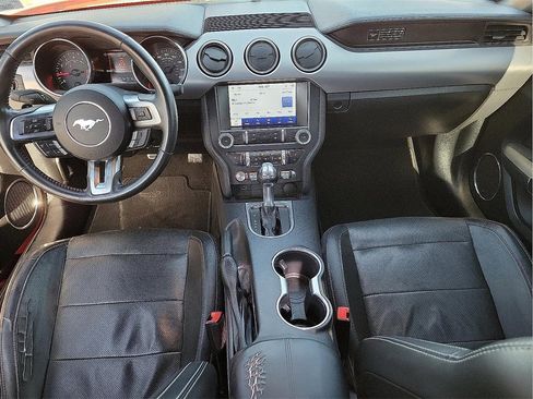 Used 2020 Ford Mustang Premium image 11