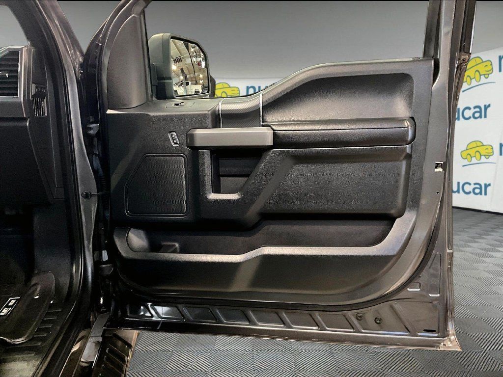 Used 2018 Ford F150 XLT w/ Equipment Group 302A Luxury AWD/4WD image 12