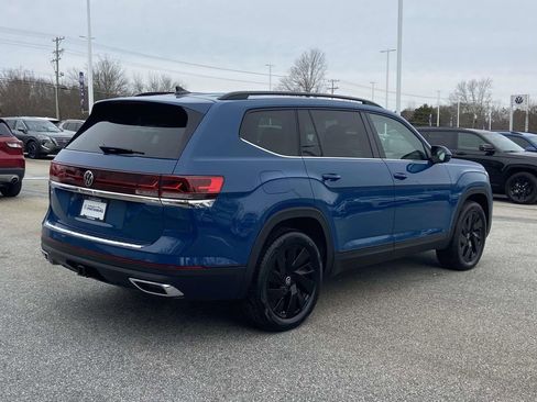 New 2026 Volkswagen Atlas SE FWD image 3