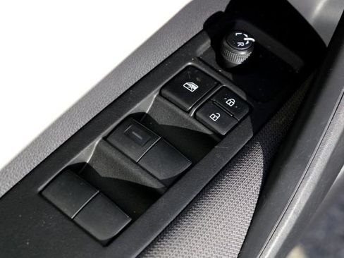Used 2023 Toyota Corolla LE FWD image 22