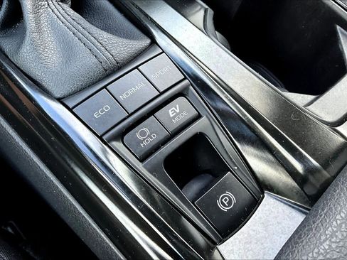 Certified 2025 Toyota Camry LE FWD image 34