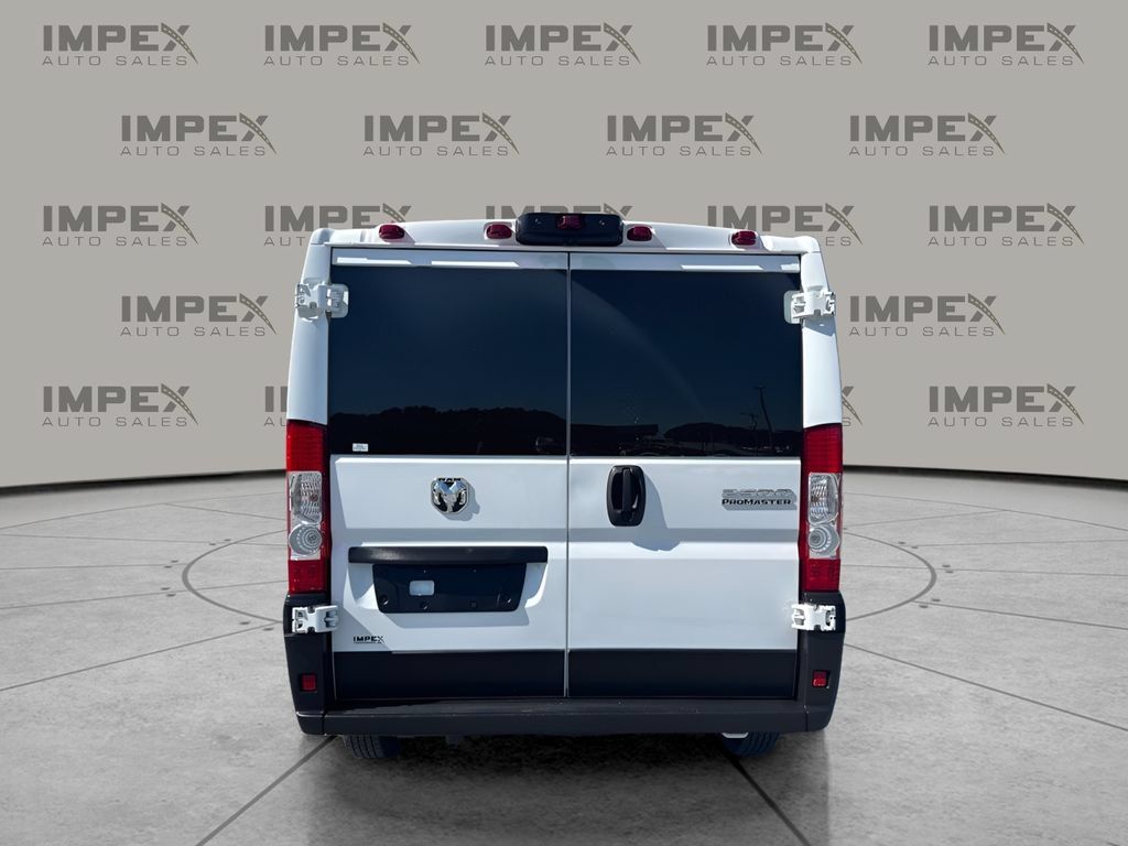 Used 2025 RAM ProMaster 2500 w/ U-Haul Equipment Group FWD image 4