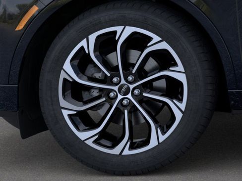 New 2026 Lincoln Nautilus Reserve image 19