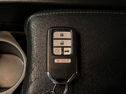 Used 2018 Honda Civic EX-L image 17