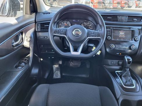 Used 2019 Nissan Rogue Sport S image 24