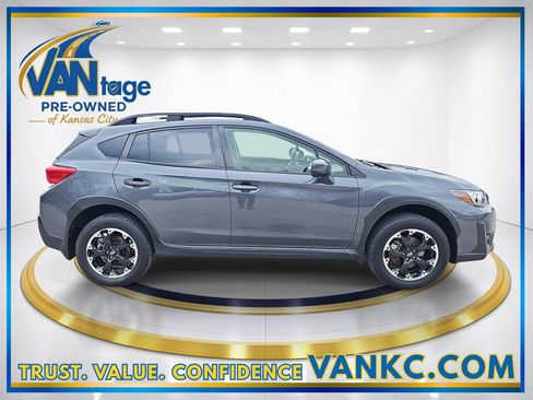 Certified 2022 Subaru Crosstrek 2.0i Premium image 5