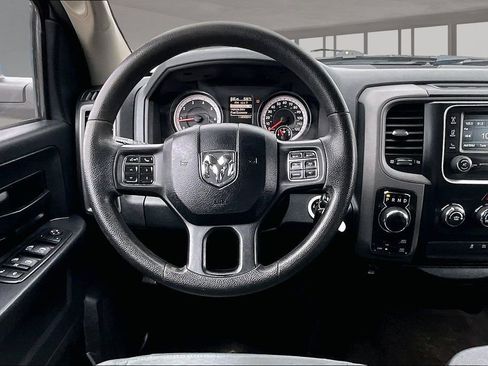 Used 2015 RAM 1500 Express AWD/4WD image 6